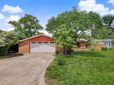 306 Sunnycrest Ct W
