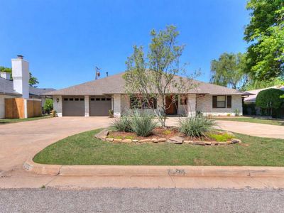 2725 NW 58th St