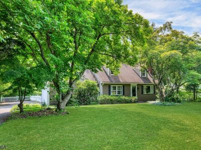 843 Long Hill Rd