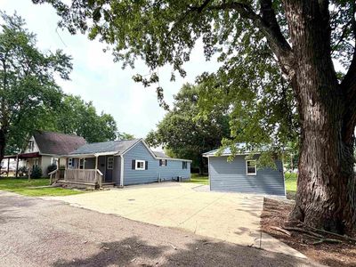 11 Oberlin St