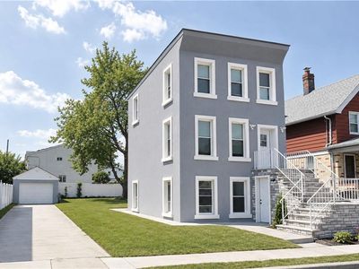 160 Simonson Ave