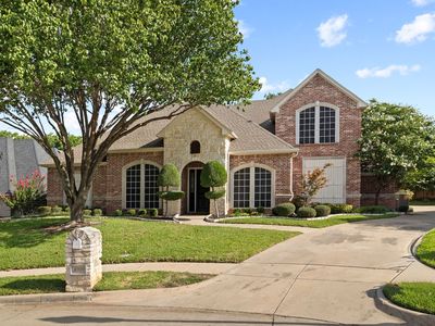 4909 Lakewood Dr