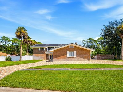 433 Pelican Bay Dr