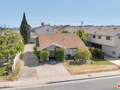 1148 W 166th St