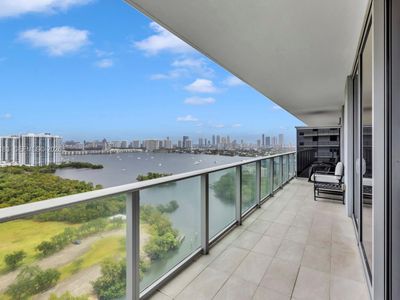 16385 Biscayne Blvd Unit 2101