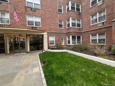 120 E Hartsdale Avenue #1-R