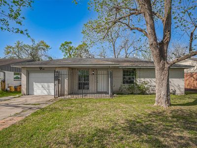 3730 Darlinghurst Dr