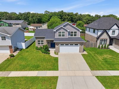 5126 Aldersyde Rd