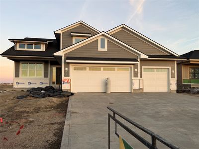 647 SW Cattail Rd