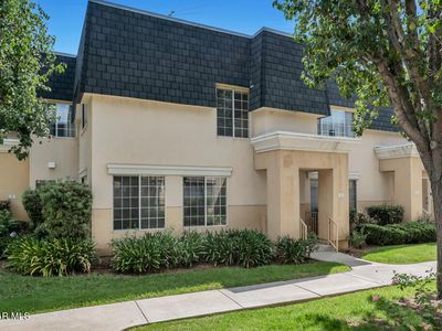 19208 Hamlin St Unit 4