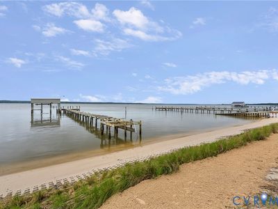 242 Old Farm Dr
