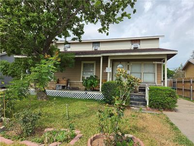 925 Nandina Dr