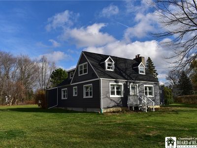 Property at 5225 Bay View Rd, Hamburg, NY