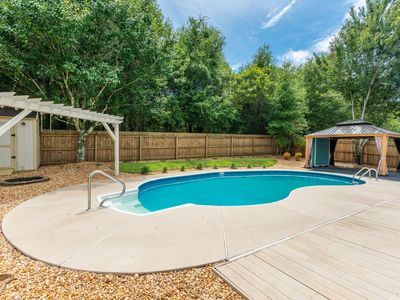 307 Gauntlet Dr
