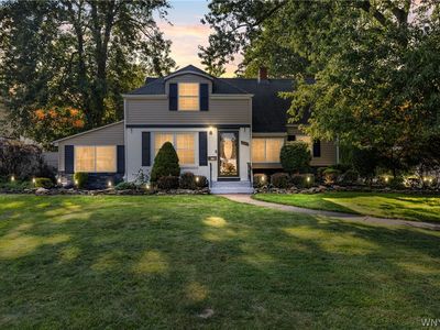 385 Walton Dr