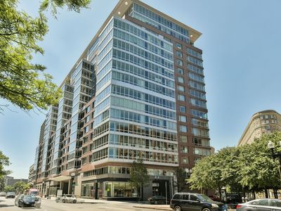 1 Charles St S UNIT 3F