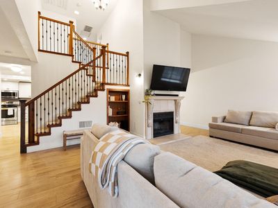 4938 Country View Ln