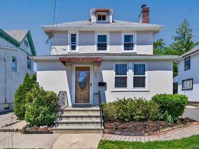 437 Fourth Avenue