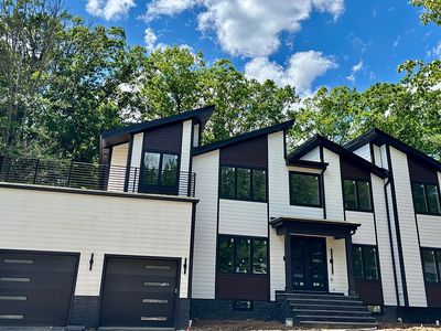 67 Falcon Rd