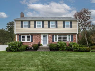 Property at 35 Kennel Hill Dr, Beverly, MA