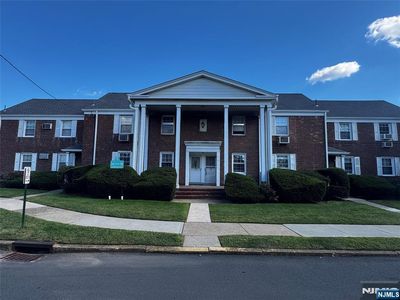 32b Elmwood Court #B