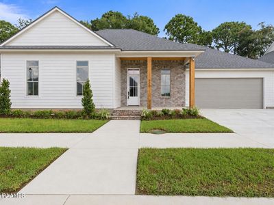 600 Traditions Dr