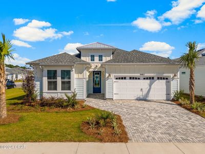 9482 Paradise Dr