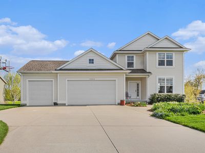 1640 Silverbow Dr SE