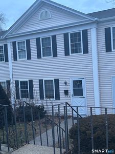 7 Westchester Hills #D