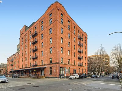 416 NW 13th Ave APT 101