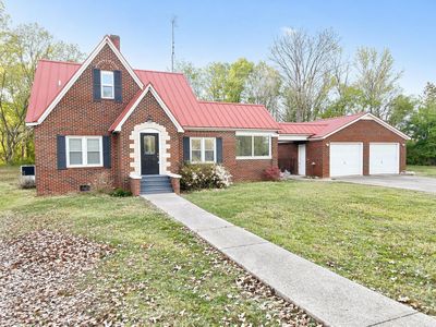 7905 Frankfort Rd