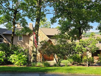 535 Hawk Mountain Road
