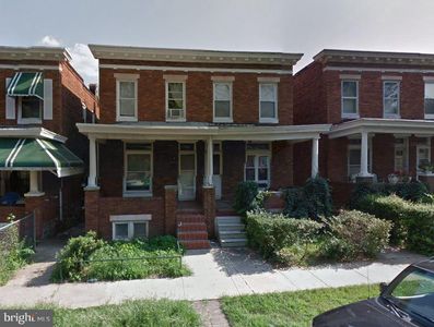 3137 Baker St