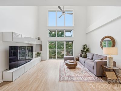 643 Raphael Pl