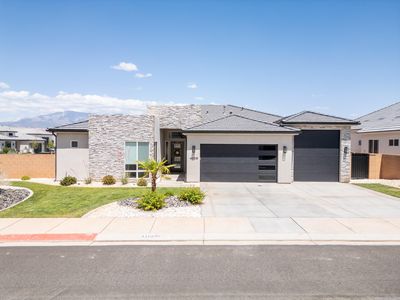 4306 W Lucy Ln