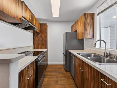 75-6081 Alii Dr APT D101