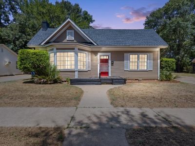 Property at 728 Dallas St, Jacksonville, TX