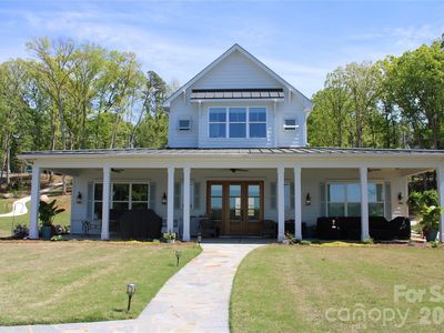8838 Lynn Parker Ln