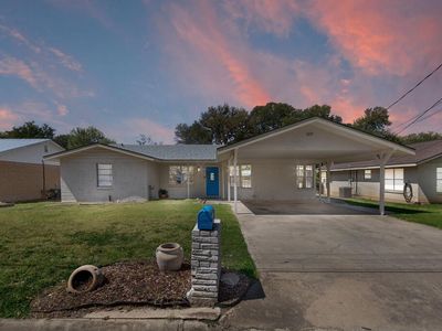 1107 Donna Kay Dr