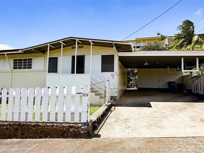 1654 Haku St
