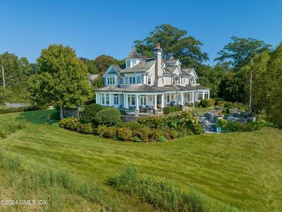16 Indian Point Ln
