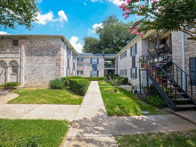 7900 Westheimer Rd APT 105