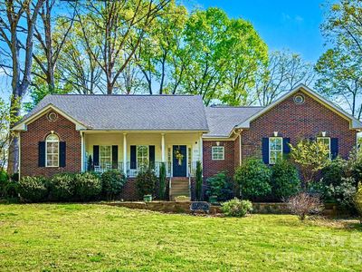 270 Spicewood Cir