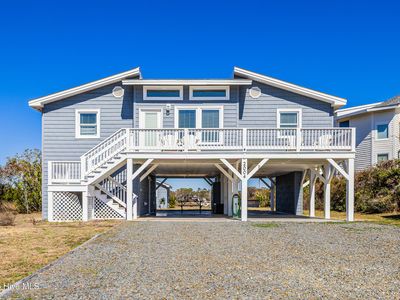 2004 W Pelican Drive