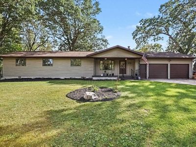 1888 E Erickson Rd