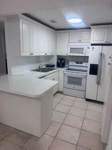 1913 S Ocean Dr APT 422