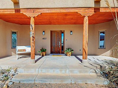 6021 Del Carmen Dr NE