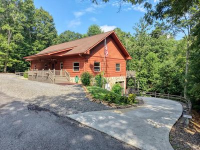 66 Huntington Cir