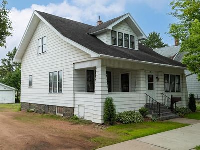 709 S 9TH AVENUE