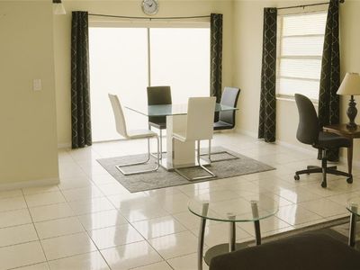 2201 NW 41st Ave #206